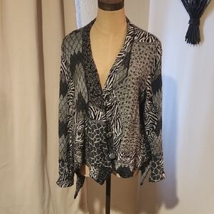 Stylish Black and Gray Patterned Blouse